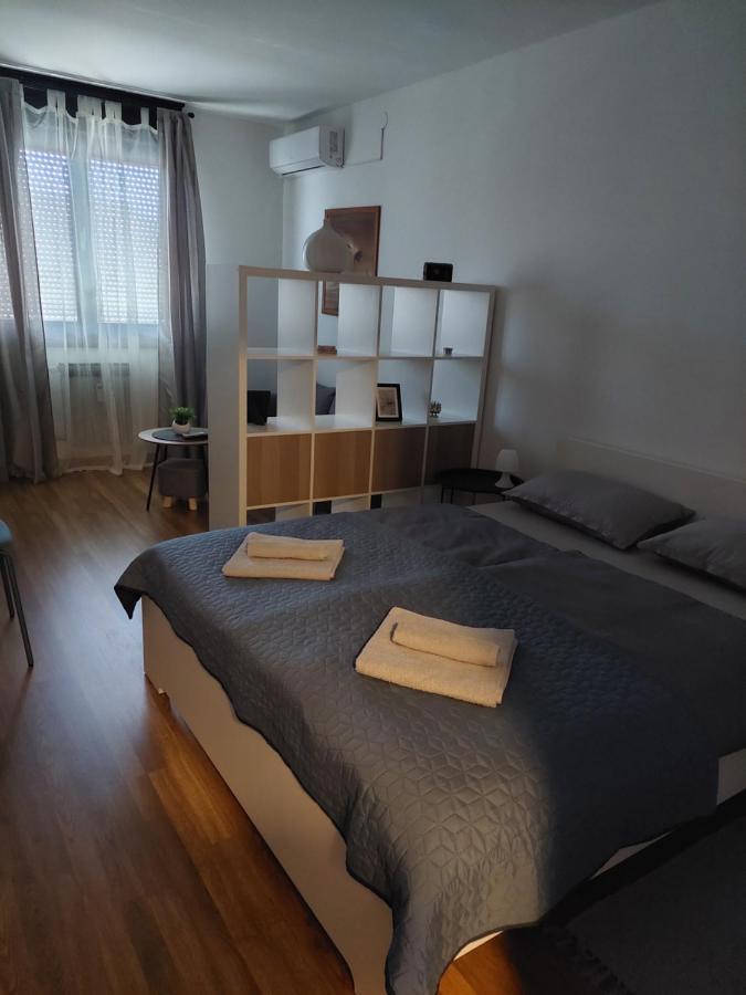 M&M Apartment ヴェリカ・ゴリツァ エクステリア 写真
